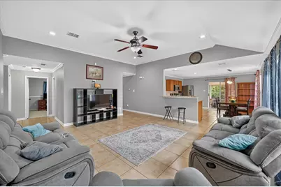 5530 Mandarin Way, Dallas, TX 75249 - Photo 5