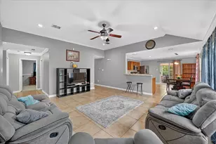 5530 Mandarin Way, Dallas, TX 75249 - Photo 5