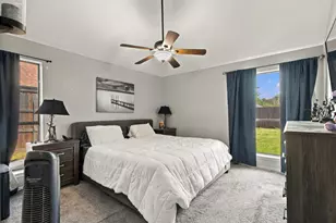 1553 Autumn Breeze Ln, Lewisville, TX 75077 - Photo 17