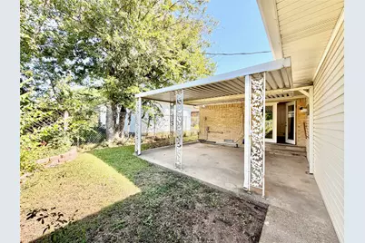 8405 Lullwater Drive, Dallas, TX 75218 - Photo 13