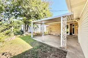 8405 Lullwater Dr, Dallas, TX 75218 - Photo 13