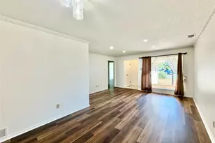 8405 Lullwater Dr, Dallas, TX 75218 - Photo 5
