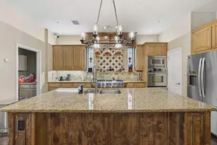 11076 Brighton Ln, Frisco, TX 75033 - Photo 9