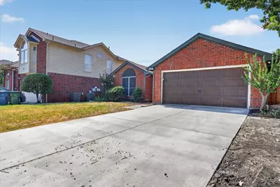425 Wentworth Drive, Flower Mound, TX 75028 - Photo 3