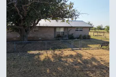 139 Pr 2660, Decatur, TX 76234 - Photo 9