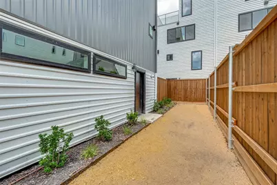 4701 San Jacinto Street #101, Dallas, TX 75204 - Photo 25