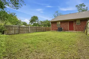 106 Shaw St, Tom Bean, TX 75491 - Photo 21