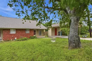 106 Shaw St, Tom Bean, TX 75491 - Photo 23