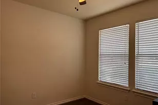 2711 Prairie Creek Dr, McKinney, TX 75071 - Photo 11