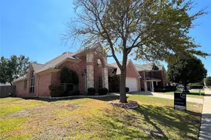 429 N Waterford Oaks Dr, Cedar Hill, TX 75104 - Photo 11