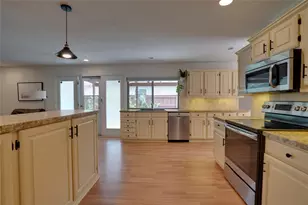 8515 Londonderry Ln, Dallas, TX 75228 - Photo 11