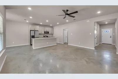702 N College Street, West, TX 76691 - Photo 5