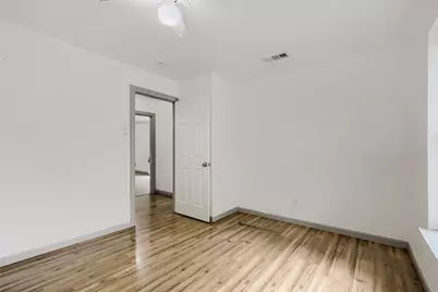 326 E Holley Street, Mesquite, TX 75149 - Photo 19
