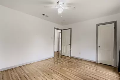 326 E Holley Street, Mesquite, TX 75149 - Photo 17
