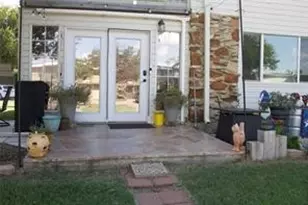 109 Harbor Dr, Runaway Bay, TX 76426 - Photo 9