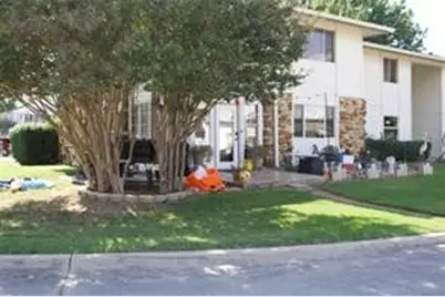 109 Harbor Drive #105, Runaway Bay, TX 76426 - Photo 5