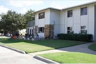 109 Harbor Drive #105, Runaway Bay, TX 76426 - Photo 7