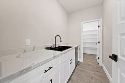 5021 Enchanted Court, Granbury, TX 76048 - Photo 17