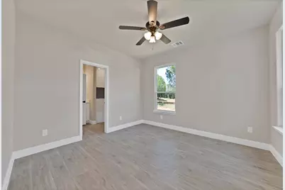 5021 Enchanted Court, Granbury, TX 76048 - Photo 31
