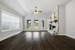 2115 Victoria Ln, Princeton, TX 75407 - Photo 9