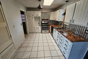4709 Gay St, Wichita Falls, TX 76306 - Photo 3