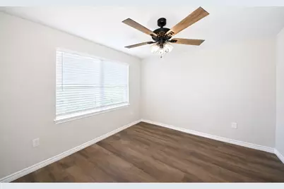 1119 Salt Creek Road, Springtown, TX 76082 - Photo 17