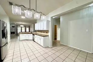 2812 Park Pl Dr, Grand Prairie, TX 75052 - Photo 15