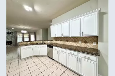 2812 Park Place Drive, Grand Prairie, TX 75052 - Photo 19
