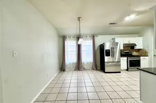 2812 Park Pl Dr, Grand Prairie, TX 75052 - Photo 13