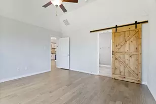 1520 Eleanor Dr, Fort Worth, TX 76052 - Photo 11