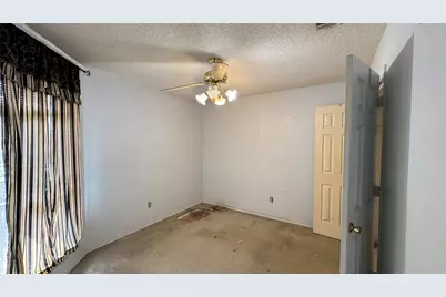 2355 Woodvine Court, Grand Prairie, TX 75052 - Photo 15