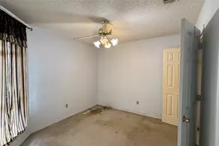 2355 Woodvine Ct, Grand Prairie, TX 75052 - Photo 15