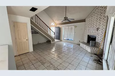 2355 Woodvine Court, Grand Prairie, TX 75052 - Photo 11