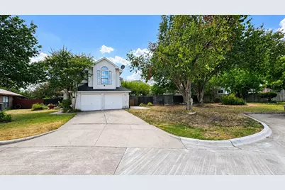 2355 Woodvine Court, Grand Prairie, TX 75052 - Photo 17