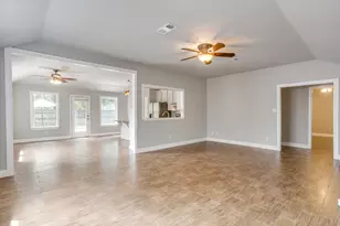 9825 Stoney Bridge Rd, Fort Worth, TX 76108 - Photo 5