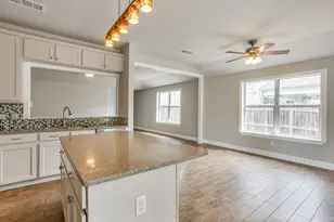 9825 Stoney Bridge Rd, Fort Worth, TX 76108 - Photo 13
