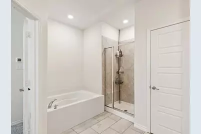 2456 Siskiyou, Lewisville, TX 75056 - Photo 9