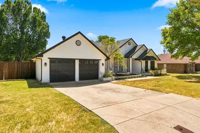 3808 Chestnut Street, Fort Worth, TX 76137 - Photo 3