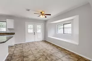 2428 Winford Dr, Grand Prairie, TX 75052 - Photo 15