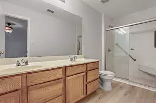 2428 Winford Dr, Grand Prairie, TX 75052 - Photo 23
