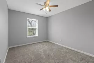 529-531 E Ball St, Tom Bean, TX 75489 - Photo 11
