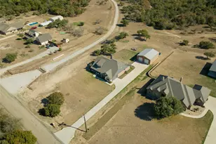 3841 J E Woody Rd, Springtown, TX 76082 - Photo 37
