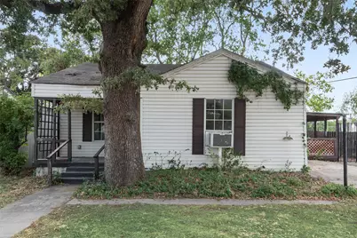 1017 Clarence Street W, Fort Worth, TX 76117 - Photo 1