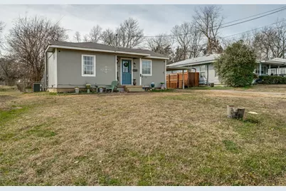901 Park Street, Greenville, TX 75401 - Photo 3