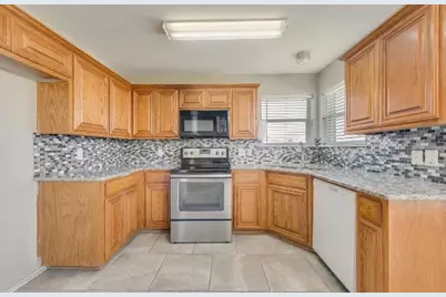 1405 Teal Way, Midlothian, TX 76065 - Photo 3