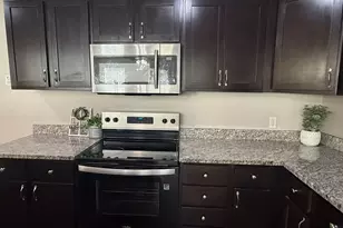 1802 N Woods St, Sherman, TX 75092 - Photo 5