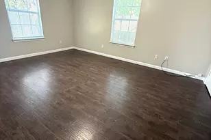 1802 N Woods St, Sherman, TX 75092 - Photo 9