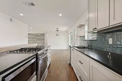 2413 Patricia Lane, Garland, TX 75041 - Photo 13