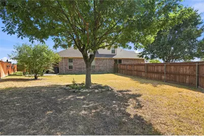 9452 Drovers View Trail, Fort Worth, TX 76131 - Photo 3