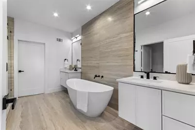 1507 Holly Avenue, Dallas, TX 75204 - Photo 17